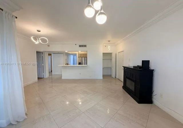 3rd image of 3165 Ne 184Th St #6102, North Miami Beach, FL 33160 | MLS# A11982413