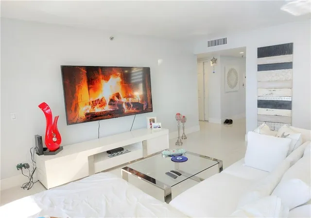Photo 3 of Sale Pending at 105 Lake Emerald Dr #502, Oakland Park, FL 33309 | MLS# B26003860 | Listing updated on 2026-09-21