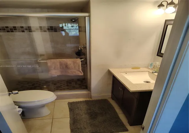 Homes for sale in Sunrise, FL | 3051 E Sunrise Lakes Dr #210, Sunrise, FL 33322 | MLS# A11985521