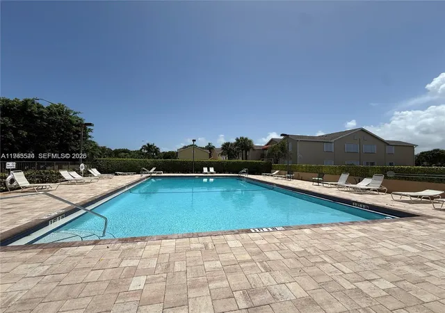 Homes for sale in Hypoluxo, FL | 609 Waterside Drive, Hypoluxo, FL 33462 | Houzeo