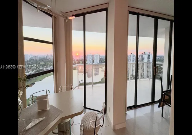 3rd image of 20281 E Country Club Dr #2409, Miami, FL 33180 | MLS# A11985559