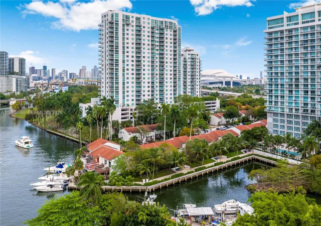 4th image of 1901 S River Dr #30C, Miami, FL 33125 | MLS# A11985538