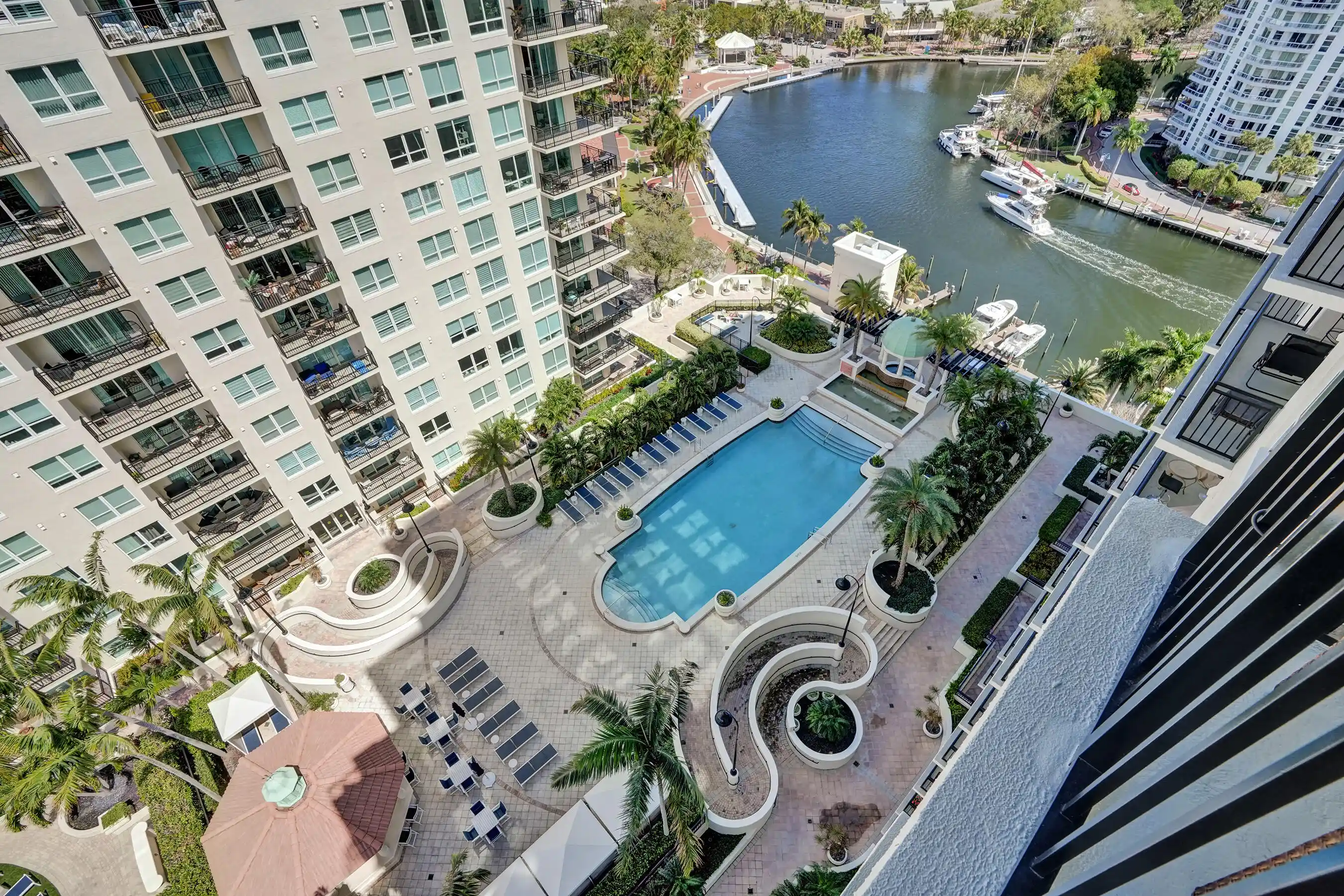 Listing Photo 1 - Condo for sale in 600 W Las Olas Blvd located at 600 W Las Olas Blvd, North Lauderdale, FL 33312 - Unit #1803s