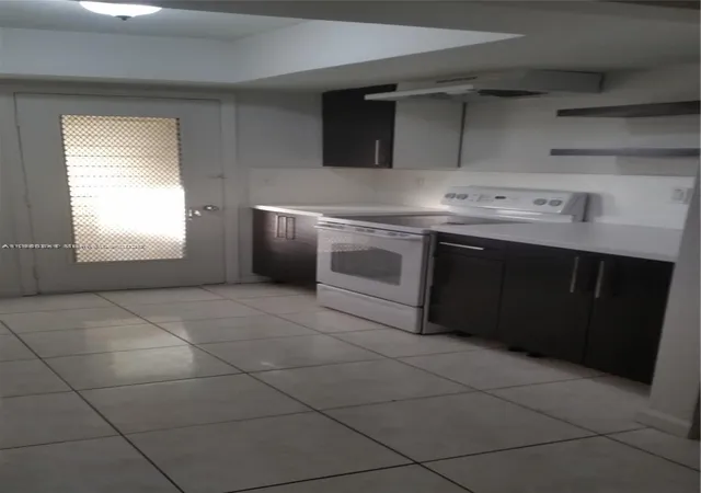 Homes for sale in North Miami, FL | 11840 Ne 19Th Dr #27, North Miami, FL 33181 | MLS# A11985841