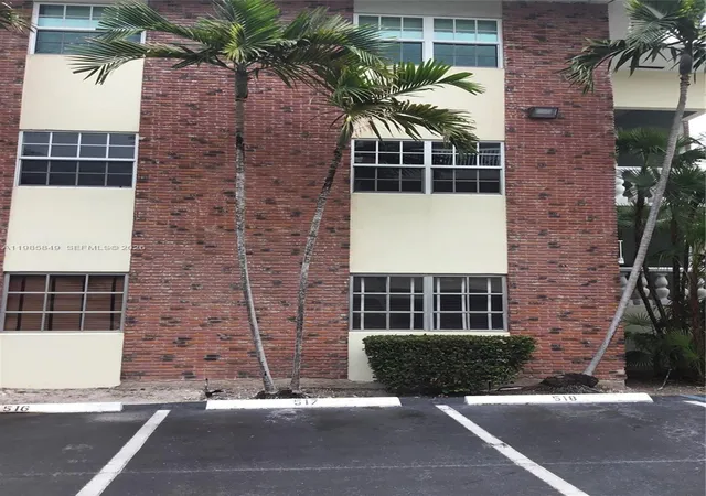 5th image of 2424 Se 17Th Cswy #111B, Fort Lauderdale, FL 33316 | MLS# A11985849
