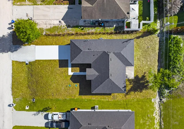 Photo 3 of Single family home for sale at 7785 105th Avenue, Vero Beach, FL 32967 | MLS# B26004404 | Listing updated on 2026-09-26
