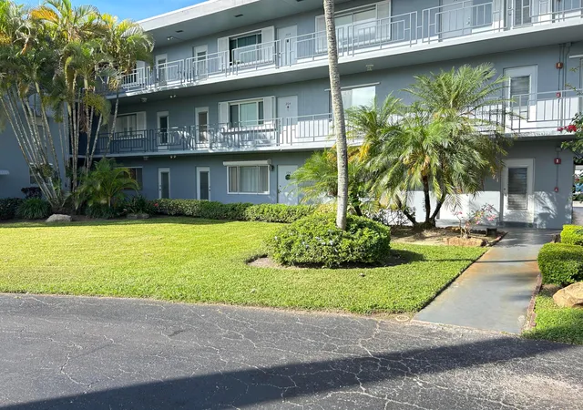 18th image of 515 S Crescent Dr #107, Hollywood, FL 33021 | MLS# B26004498