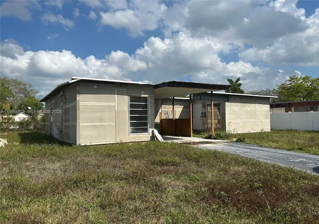 1st image of 7802 Nw 68th Ter, Tamarac, FL 33321 | MLS# A11985303