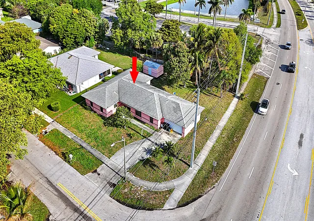 Single family home for sale at 1301 N Mangonia Dr, West Palm Beach, FL 33401 | MLS# B26004527