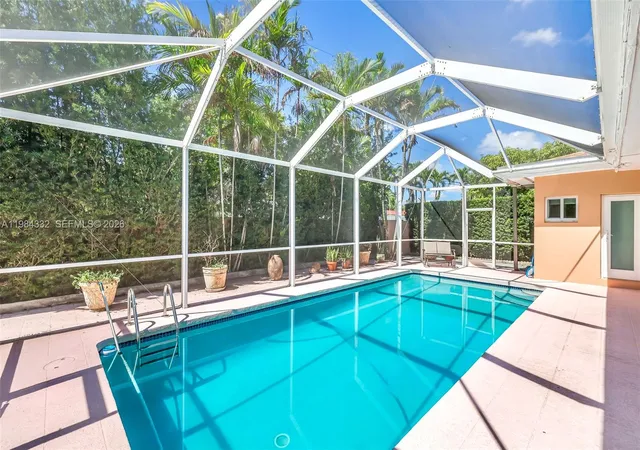 4th image of 1800 Miami Springs Ave, Miami Springs, FL 33166 | MLS# A11984332