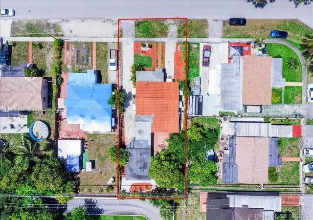 2nd image of 52 E 50th Pl, Hialeah, FL 33013 | MLS# A11986586