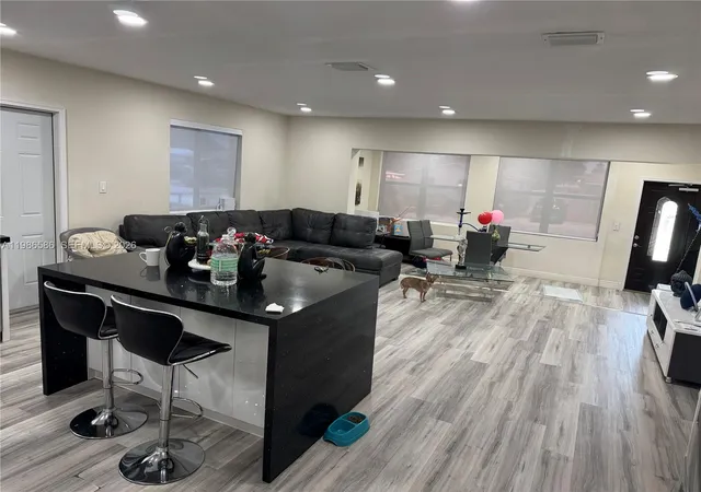 4th image of 52 E 50Th Pl, Hialeah, FL 33013 | MLS# A11986586