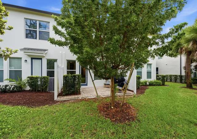 24th image of 6125 Rancho Ln, Greenacres, FL 33415 | MLS# B26004799