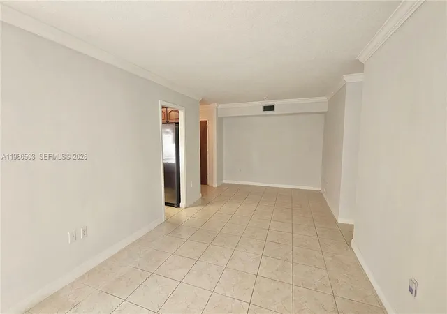 Homes for sale in Miami, FL | 5800 Sw 127th Avenue, Miami, FL 33183 | Houzeo