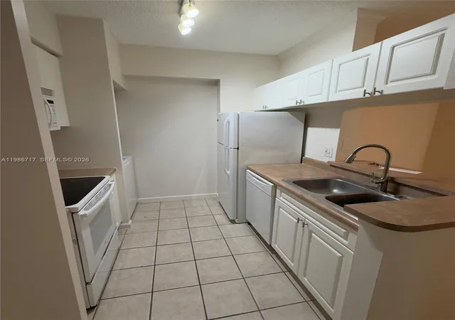 5th image of 17150 N Bay Rd #2319, Sunny Isles Beach, FL 33160 | MLS# A11986717