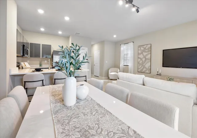 4th image of 751 Sw 11Th St, Florida City, FL 33034 | MLS# B26004848