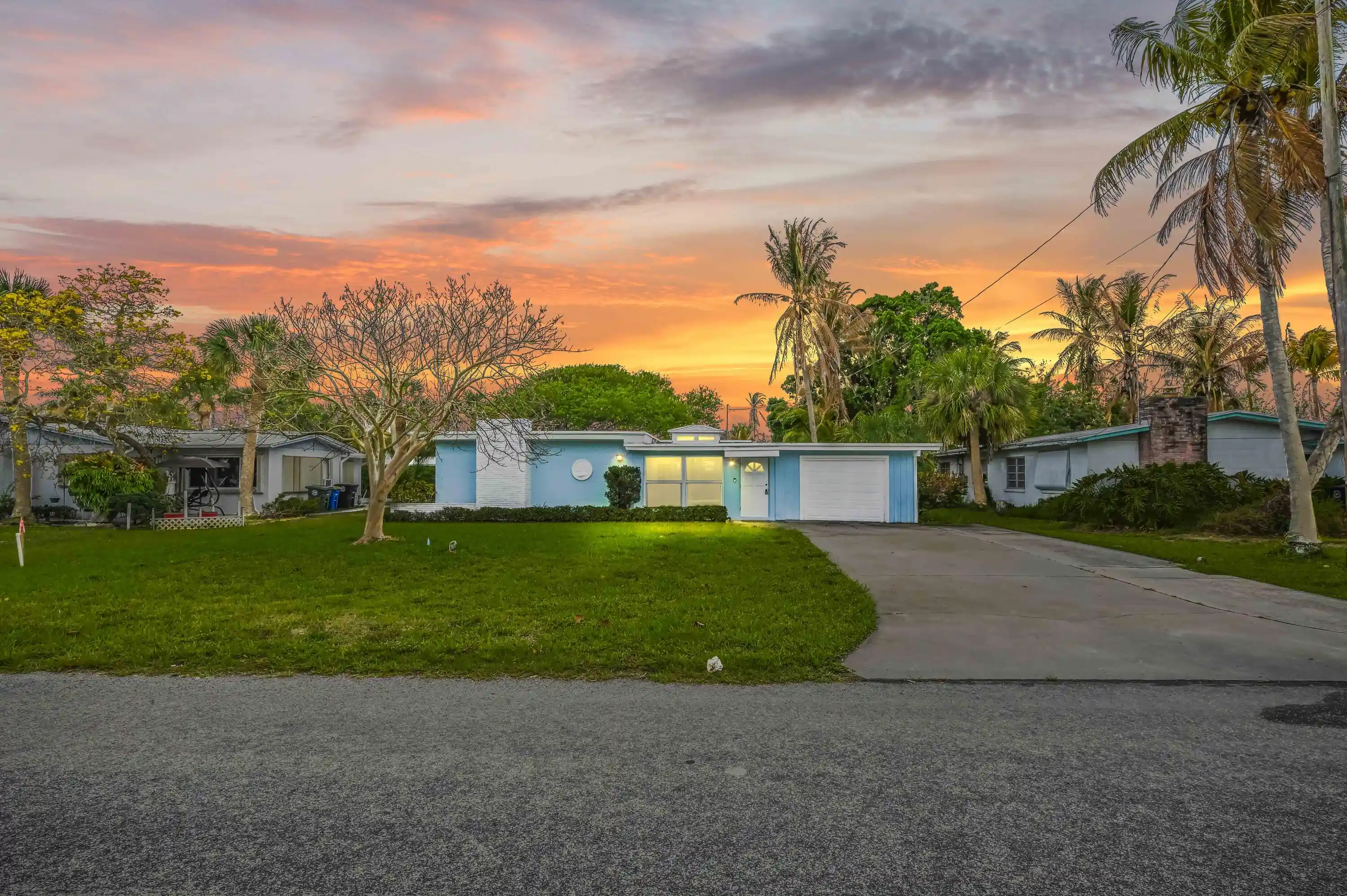 Single family home for sale at 1919 Mimosa Ave, Fort Pierce, FL 34949 | MLS# B26004964