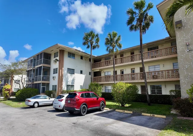 Homes for sale in Miami, FL | 16901 Ne 13th Ave #307, Miami, FL 33162 | MLS# A11986897