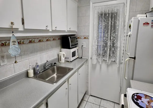 Homes for sale in Miami, FL | 16901 Ne 13Th Ave #307, Miami, FL 33162 | MLS# A11986897