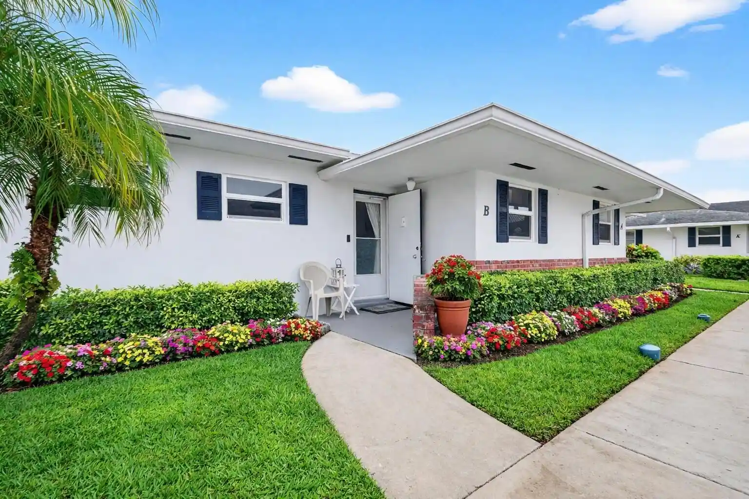 Photo 1 of Single family home for sale at 2758 Emory Dr E #B, West Palm Beach, FL 33415 | MLS# B26005105 | Listing updated on 2026-10-28