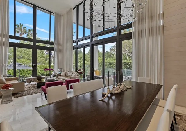 5th image of 610 Harbor Cir, Key Biscayne, FL 33149 | MLS# A11986880