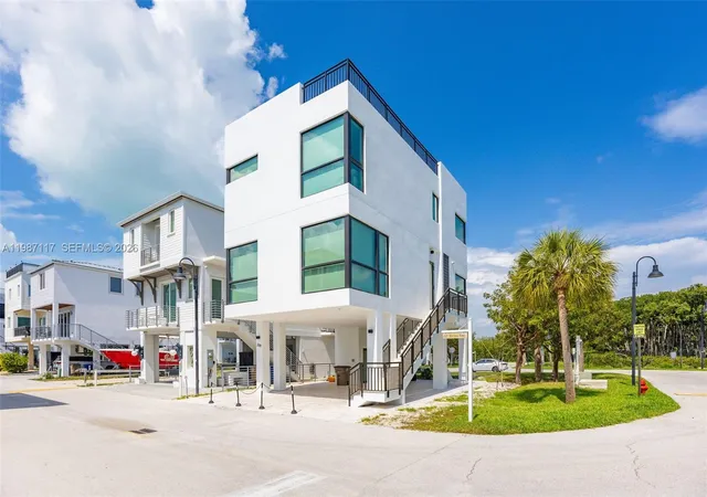 1st image of 94825 Overseas Hwy 209, Key Largo, FL 33037 | MLS# A11987117
