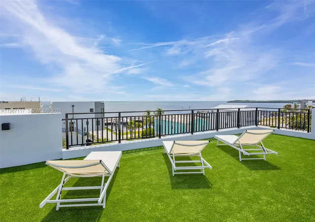 2nd image of 94825 Overseas Hwy 209, Key Largo, FL 33037 | MLS# A11987117
