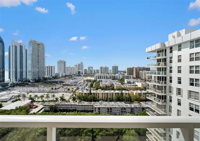 3rd image of 230 S 174Th St #2202, Sunny Isles Beach, FL 33160 | MLS# A11983187