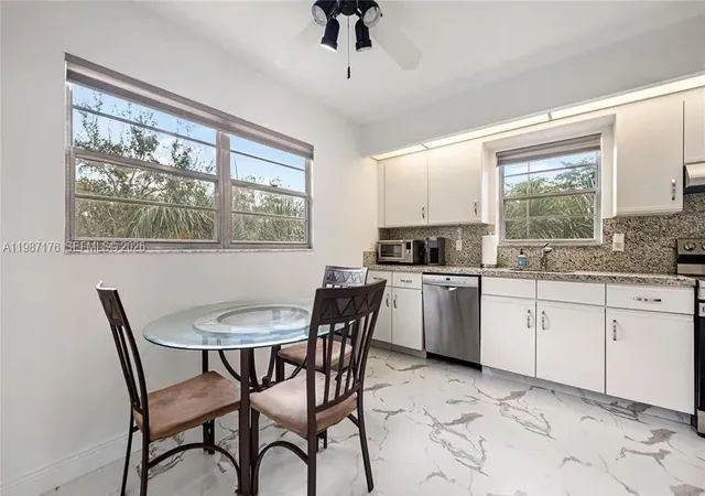 3rd image of 1501 Cayman Wy #A4, Coconut Creek, FL 33066 | MLS# A11987176