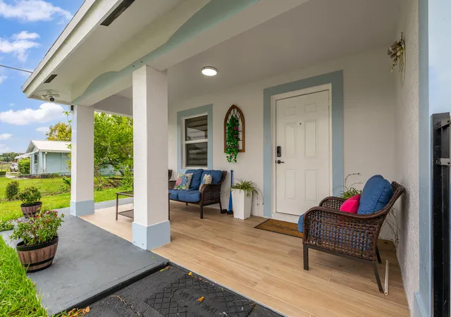 4th image of 900 Sw 12Th St, Belle Glade, FL 33430 | MLS# B26005302
