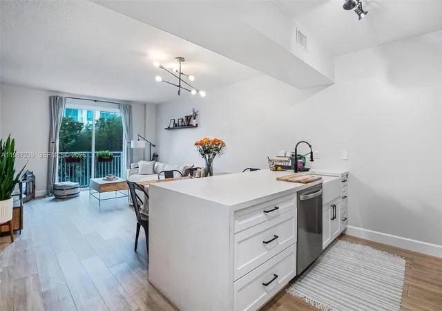 Homes for sale in Miami, FL | 7290 Sw 90Th St #202, Miami, FL 33156 | MLS# A11987239
