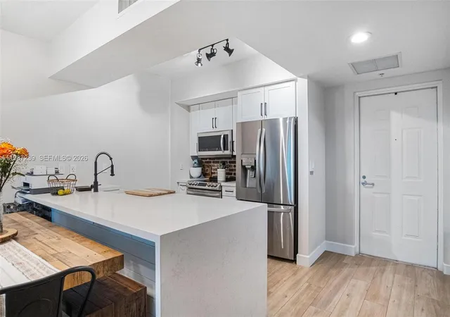 Homes for sale in Miami, FL | 7290 Sw 90Th St #202, Miami, FL 33156 | MLS# A11987239