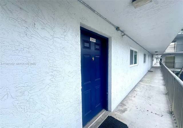 Homes for sale in Miramar, FL | 8750 N Sherman Circle, Miramar, FL 33025 | Houzeo