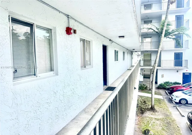 Homes for sale in Miramar, FL | 8750 N Sherman Cir #202, Miramar, FL 33025 | MLS# A11987262