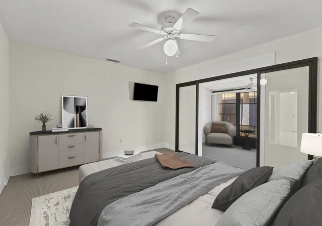 3rd image of 908 Villas Dr #18, Venice, FL 34285 | MLS# B26005389