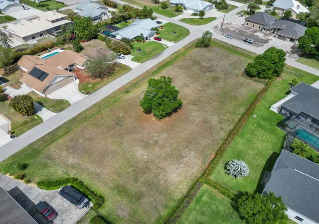 Photo 4 of Land for sale at 6871 Cherokee Ave, Fort Myers, FL 33905 | MLS# B26005436 | Listing updated on 2026-09-25