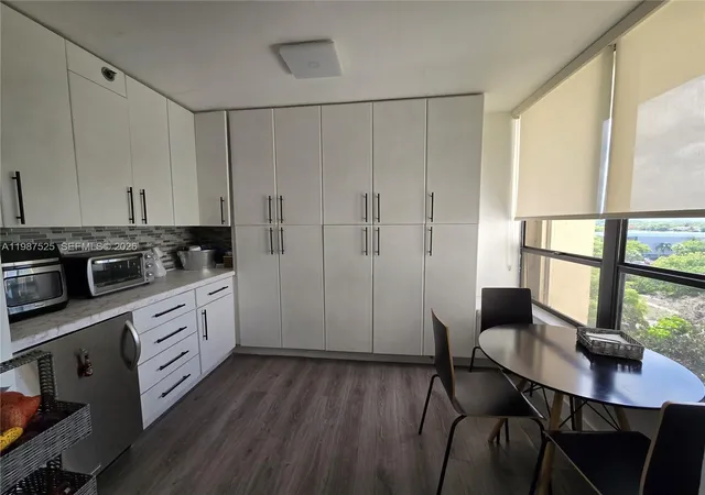 Homes for sale in Miami, FL | 900 Ne 195Th St #709, Miami, FL 33179 | MLS# A11987525