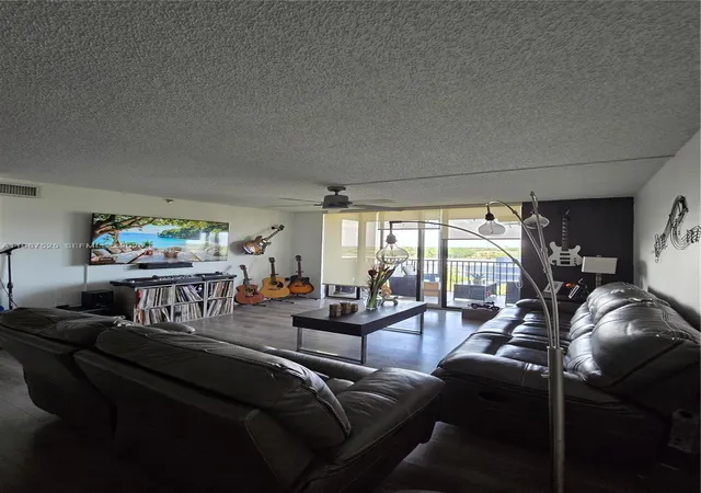 Homes for sale in Miami, FL | 900 Ne 195Th St #709, Miami, FL 33179 | MLS# A11987525