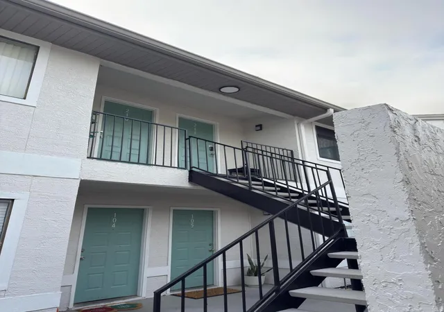 Photo 2 of Condo for sale at 560 Breckenridge Village, Altamonte Springs, FL 32714 | MLS# B26005634 | Listing updated on 2026-09-23
