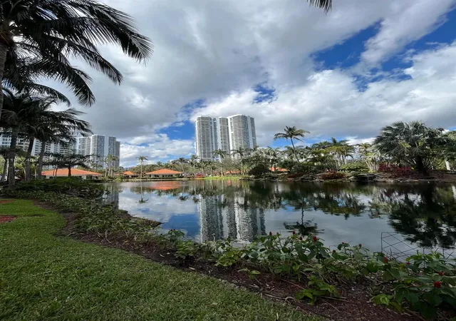 5th image of 3530 Mystic Pointe Dr #1412, Aventura, FL 33180 | MLS# A11987406