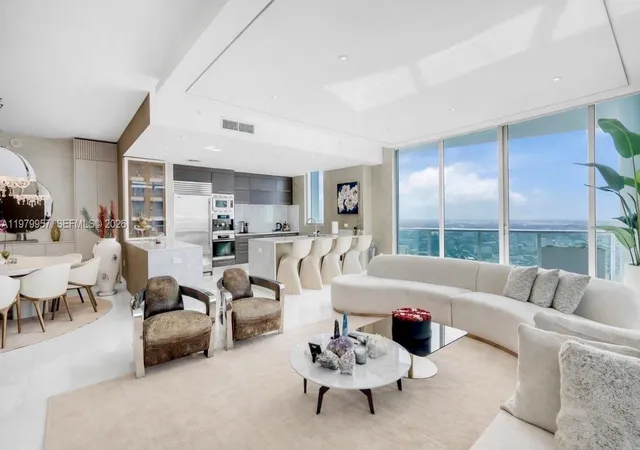 5th image of 900 Biscayne Blvd #PH6109, Miami, FL 33132 | MLS# A11979957