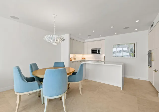 Photo 4 of Condo for sale at 2180 Ibis Isle Rd #12, Palm Beach, FL 33480 | MLS# B26005688 | Listing updated on 2026-09-23
