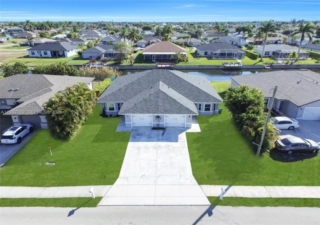 Homes for sale in Cape Coral, FL | 2032 Ne 6Th St, Cape Coral, FL 33909 | MLS# A11987712