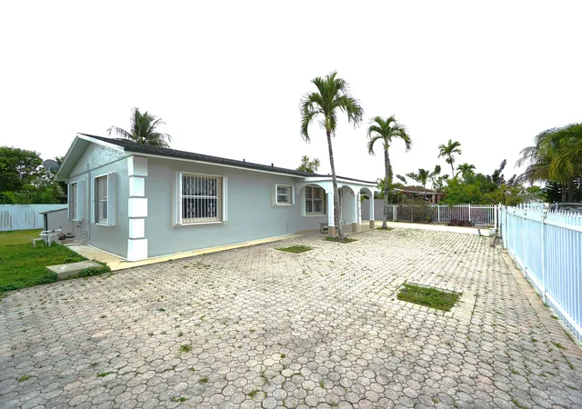 Photo 1 of Sale Pending at 15520 SW 302nd Street, Homestead, FL 33033 | MLS# B26005731 | Listing updated on 2026-09-25