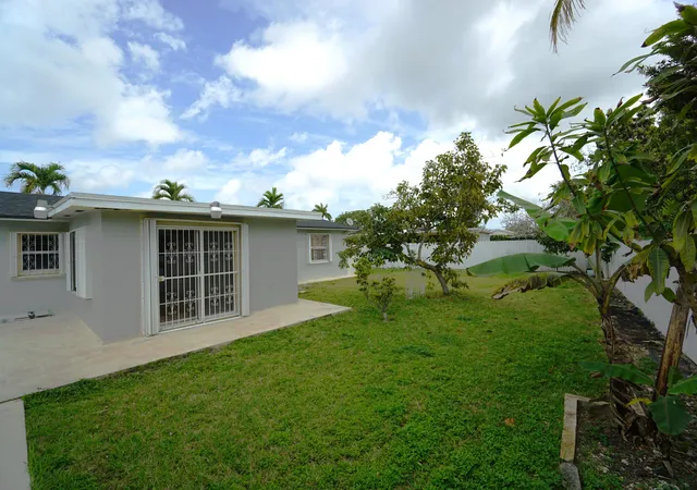 Photo 2 of Sale Pending at 15520 SW 302nd Street, Homestead, FL 33033 | MLS# B26005731 | Listing updated on 2026-09-25
