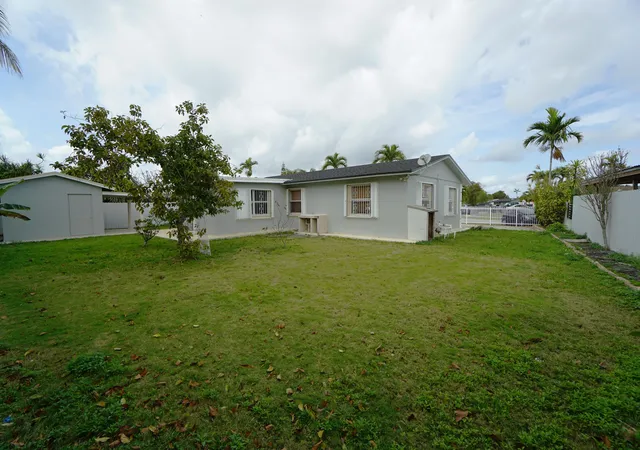Photo 3 of Sale Pending at 15520 Sw 302nd Street, Homestead, FL 33033 | MLS# B26005731 | Listing updated on 2026-09-25