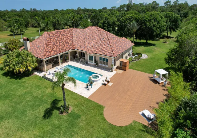 Photo 4 of Sale Pending at 6780 49th Street, Vero Beach, FL 32967 | MLS# B26005790 | Listing updated on 2026-09-23