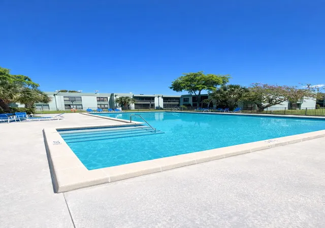 2nd image of 4052 N Pine Island Rd, Sunrise, FL 33351