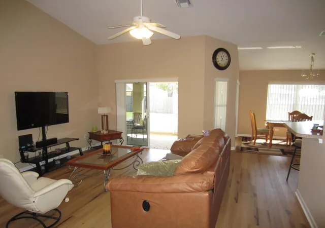 Photo 4 of Single family home for sale at 4702 Seagrape Dr, Fort Pierce, FL 34982 | MLS# B26005905 | Listing updated on 2026-09-25