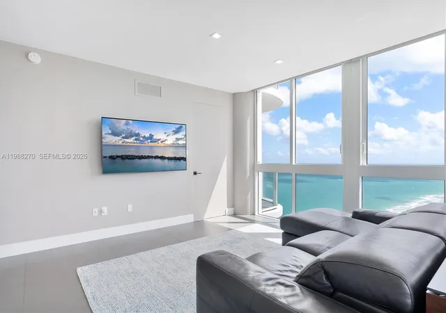 4th image of 6365 Collins Ave #4307, Miami Beach, FL 33141 | MLS# A11988270